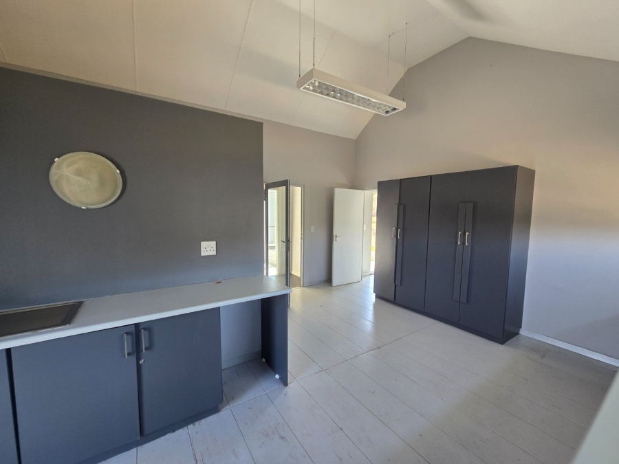 14 Bedroom Property for Sale in Rayton Free State